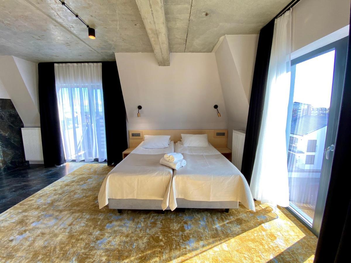 Amber Port Hotel ดาร์โลฟโก ภายนอก รูปภาพ